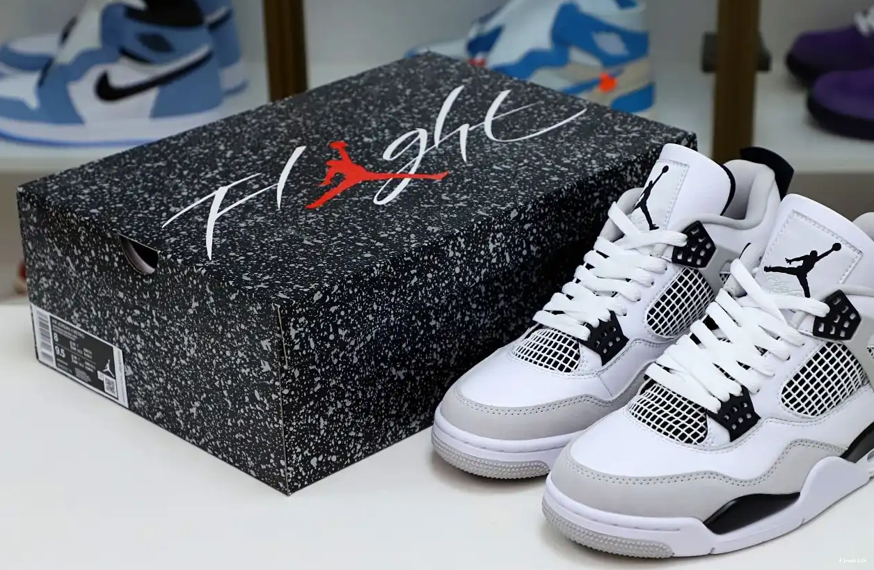 JORDAN MILITARY AIR BLACK 4 0407